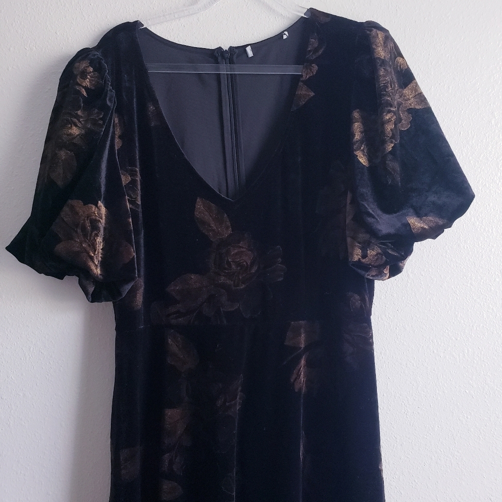 Baltic Born Janna Velvet Midi Dress New Without Tags - Picture 3 of 8